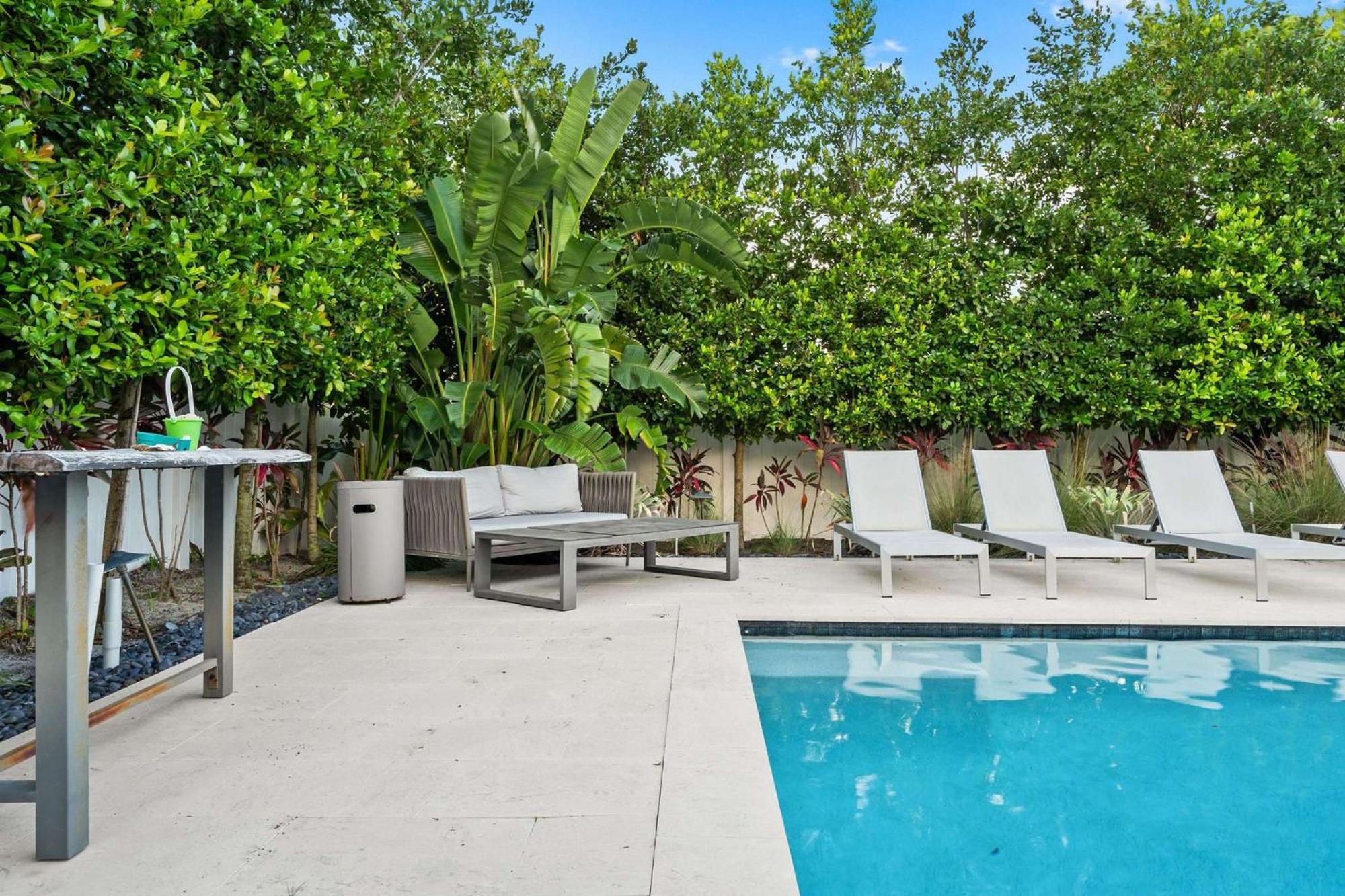 Private Pool Outdoor Oasis Newly Renovated Bbq Villa Naples Exterior photo